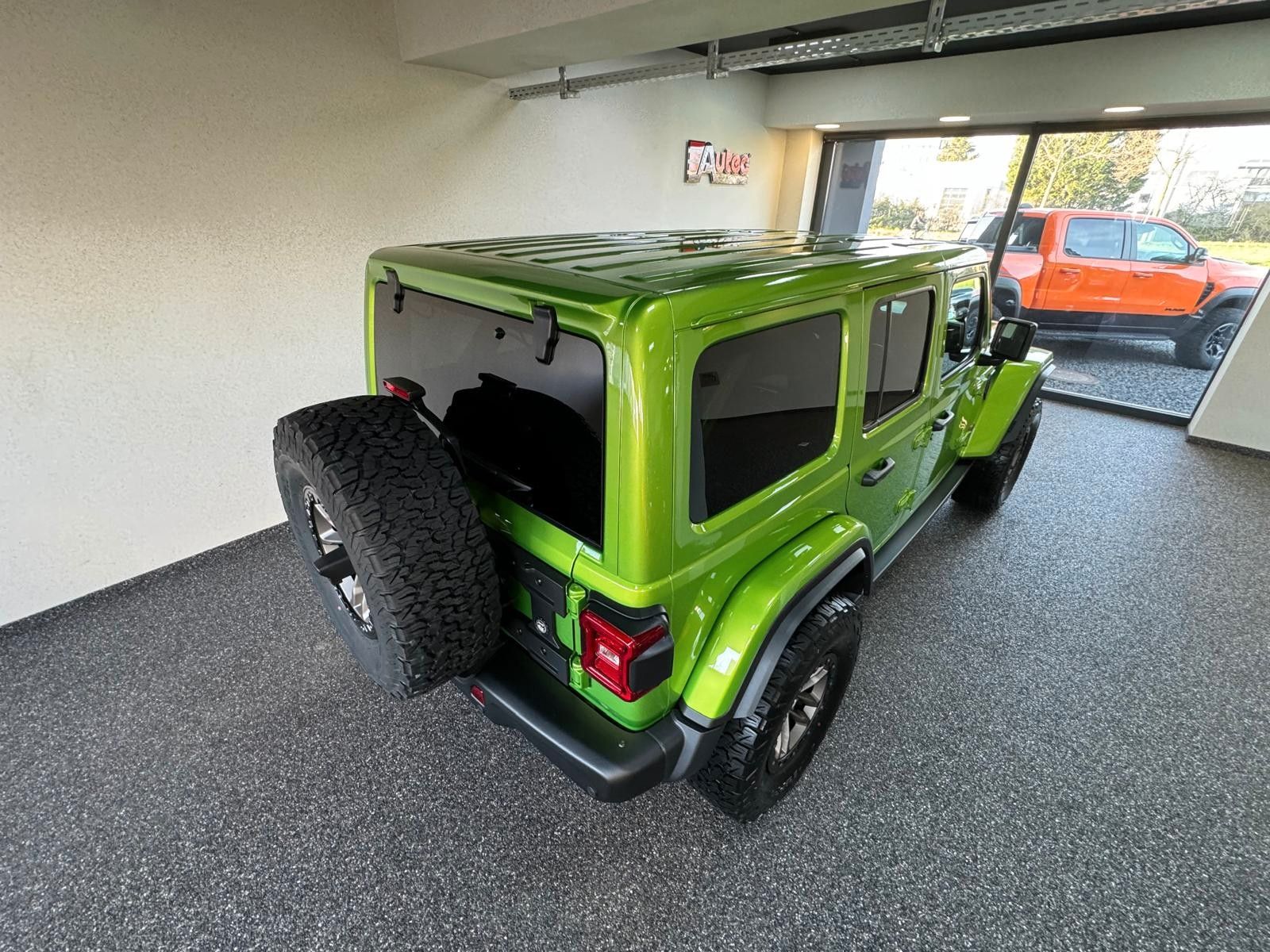 Fahrzeugabbildung Jeep 392 FINAL EDITION 6.4L-V8-WINDE-AHK 3.5To.