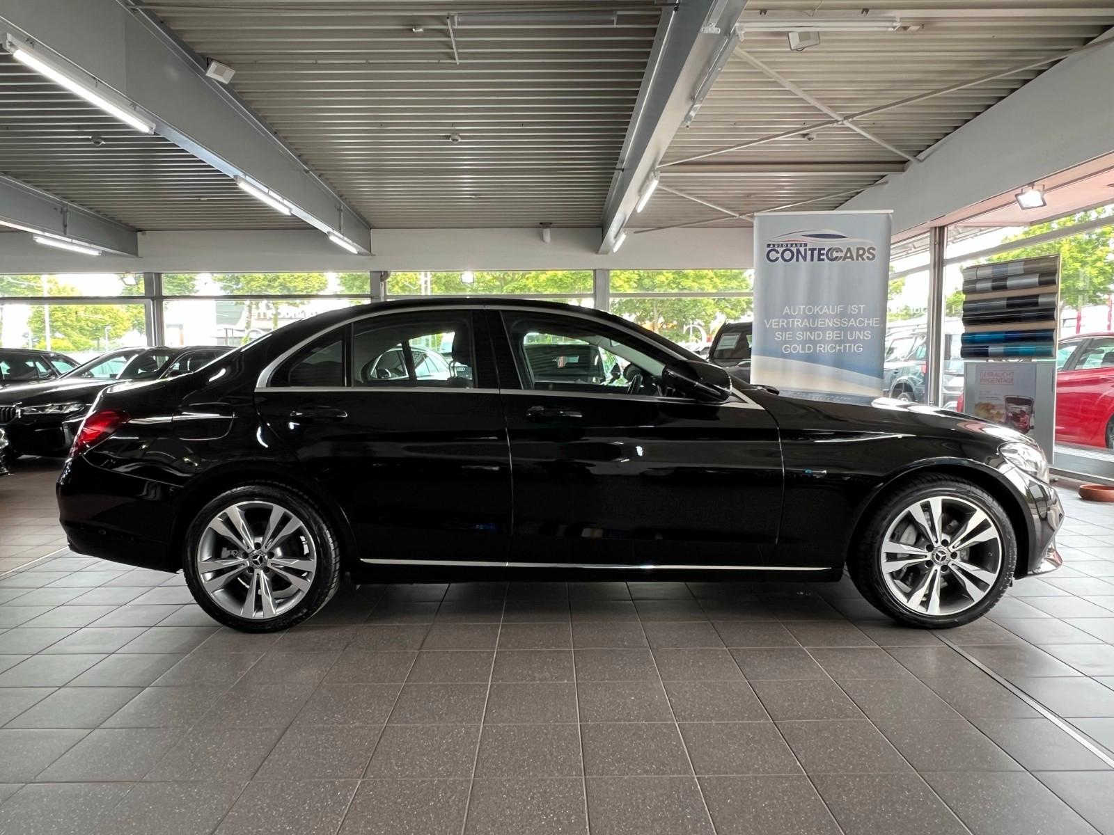 Mercedes-Benz C 300 de Lim Avantgarde Fahrassistenz-Paket