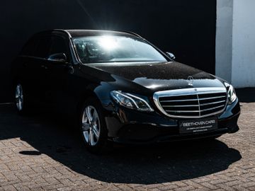 Mercedes E 220 - 3