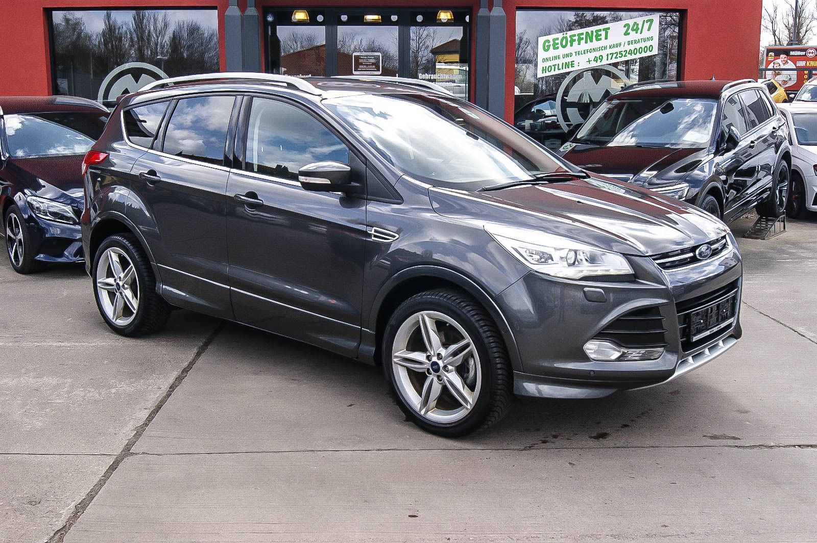 Fahrzeugabbildung Ford Kuga 1.5EcoBoost Individual XENON NAVIGATION 1HD