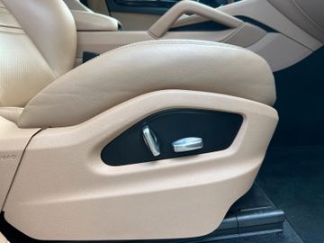 Porsche Cayenne - 10