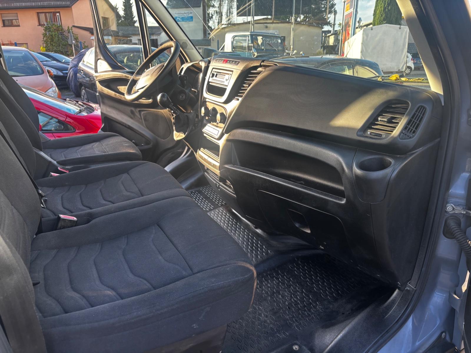 Iveco Daily Kasten HKa 35 S  6 Sitze,Klima,StHzg,