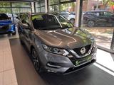 Nissan Qashqai 1.3 DIG-T N-Connecta Pano Navi Kam SR&WR - Nissan Qashqai Gebrauchtwagen in Dresden