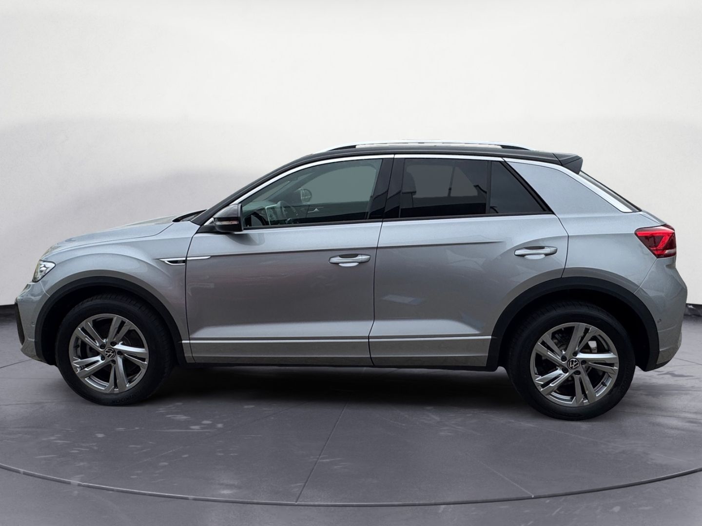 Volkswagen T-Roc R-Line 2.0 TDI DSG LED NAVI KAMERA PANO 5 foto 2