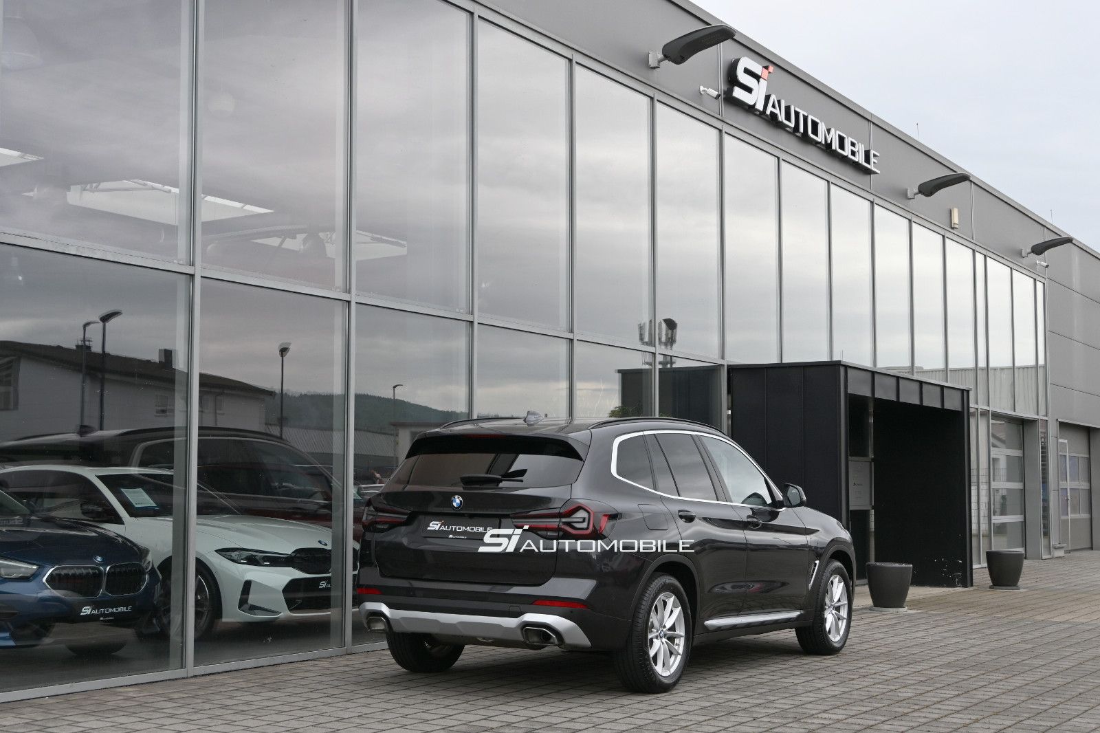 Fahrzeugabbildung BMW X3 xDr.30d °ACC°AHK°ADAP.LED°LEDER°STANDHEIZUNG°