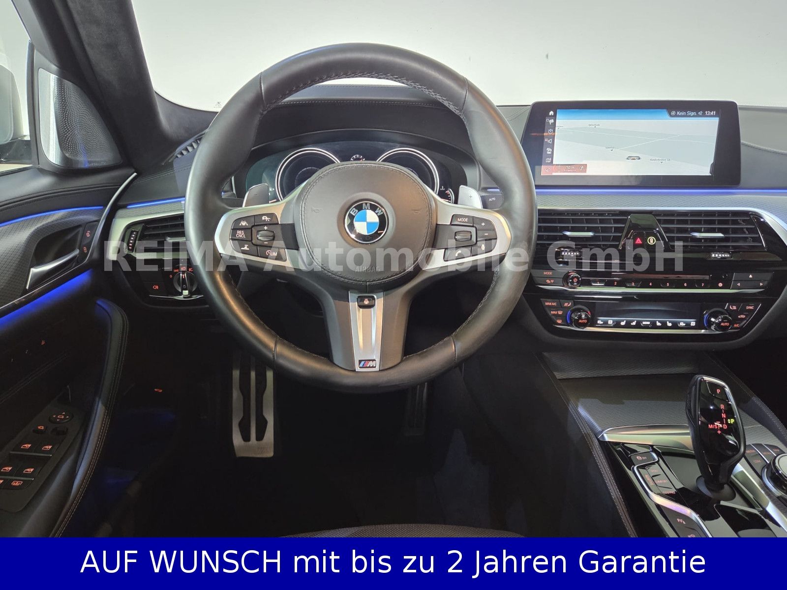 Fahrzeugabbildung BMW M550 i xDrive, Pano, LED, HUD, Massage