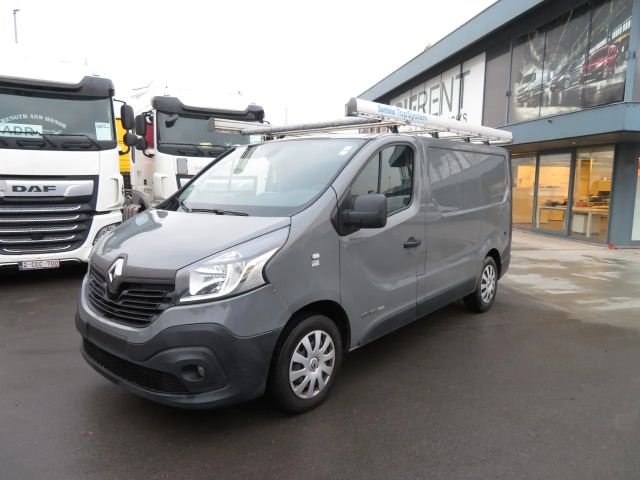 Renault TRAFIC DCI 120