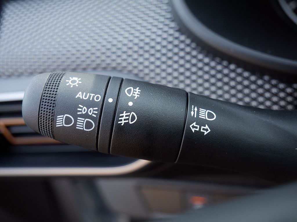 Fahrzeugabbildung Dacia Sandero Stepway Expression TCe 90 CVT AUTOMATIK