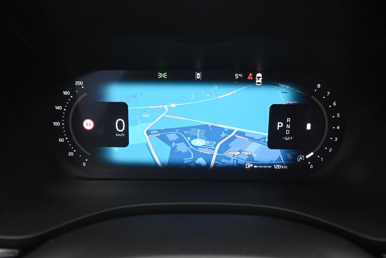 Fahrzeugabbildung Volvo XC60 B4 Benzin Core* LHZG*Allwetter*GoogleMaps*
