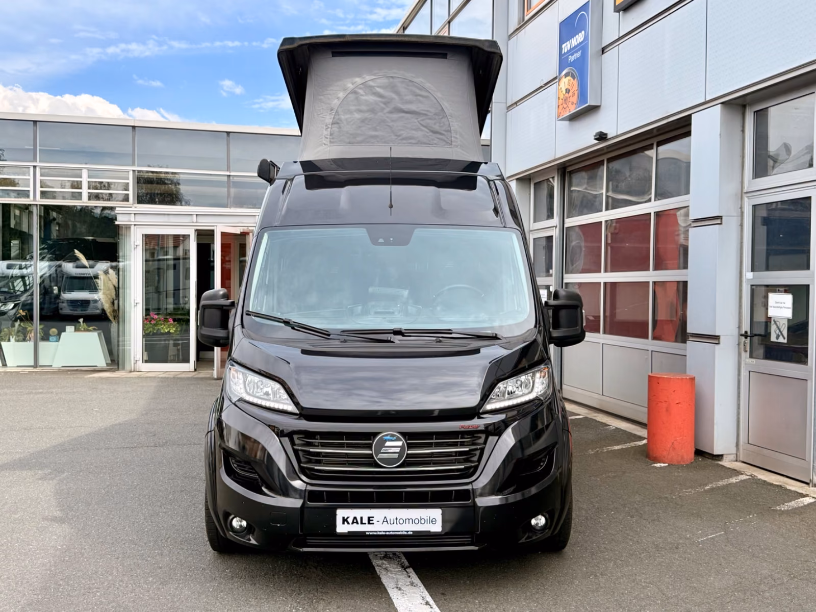 HYMER / ERIBA / HYMERCAR Grand Canyon*180PS*Lithium*18Zoll*Aufstelldach
