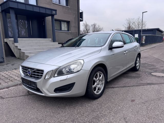 Volvo V60 Kombi Momentum