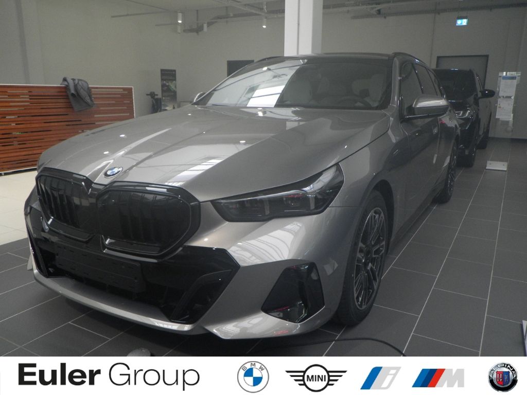 BMW 540 d xDrive Sportpaket HUD El. Panodach Panoram