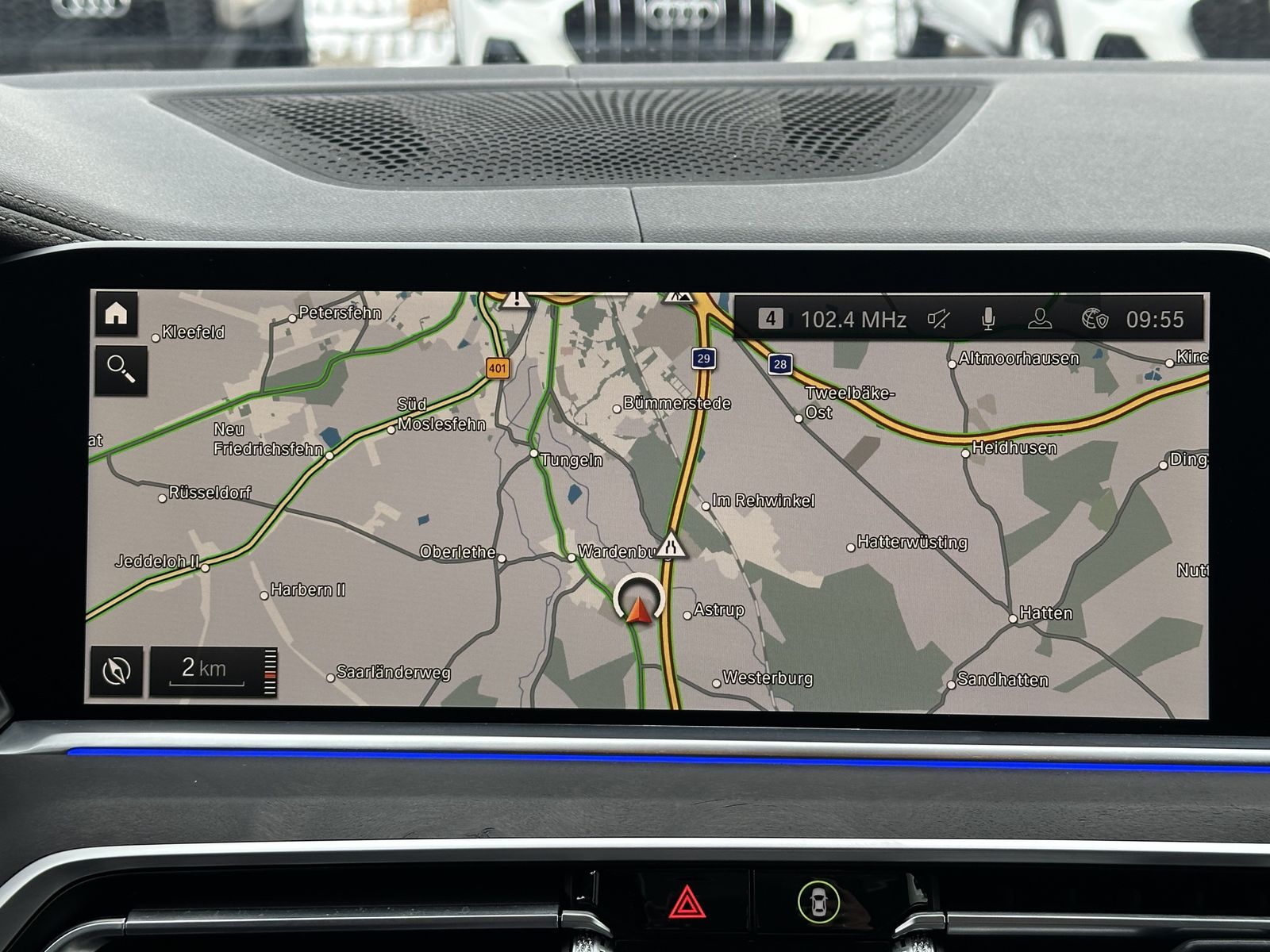 Fahrzeugabbildung BMW X5 xDrive30d M-Sport NAV+LED+360°+HEAD-UP+PANORA