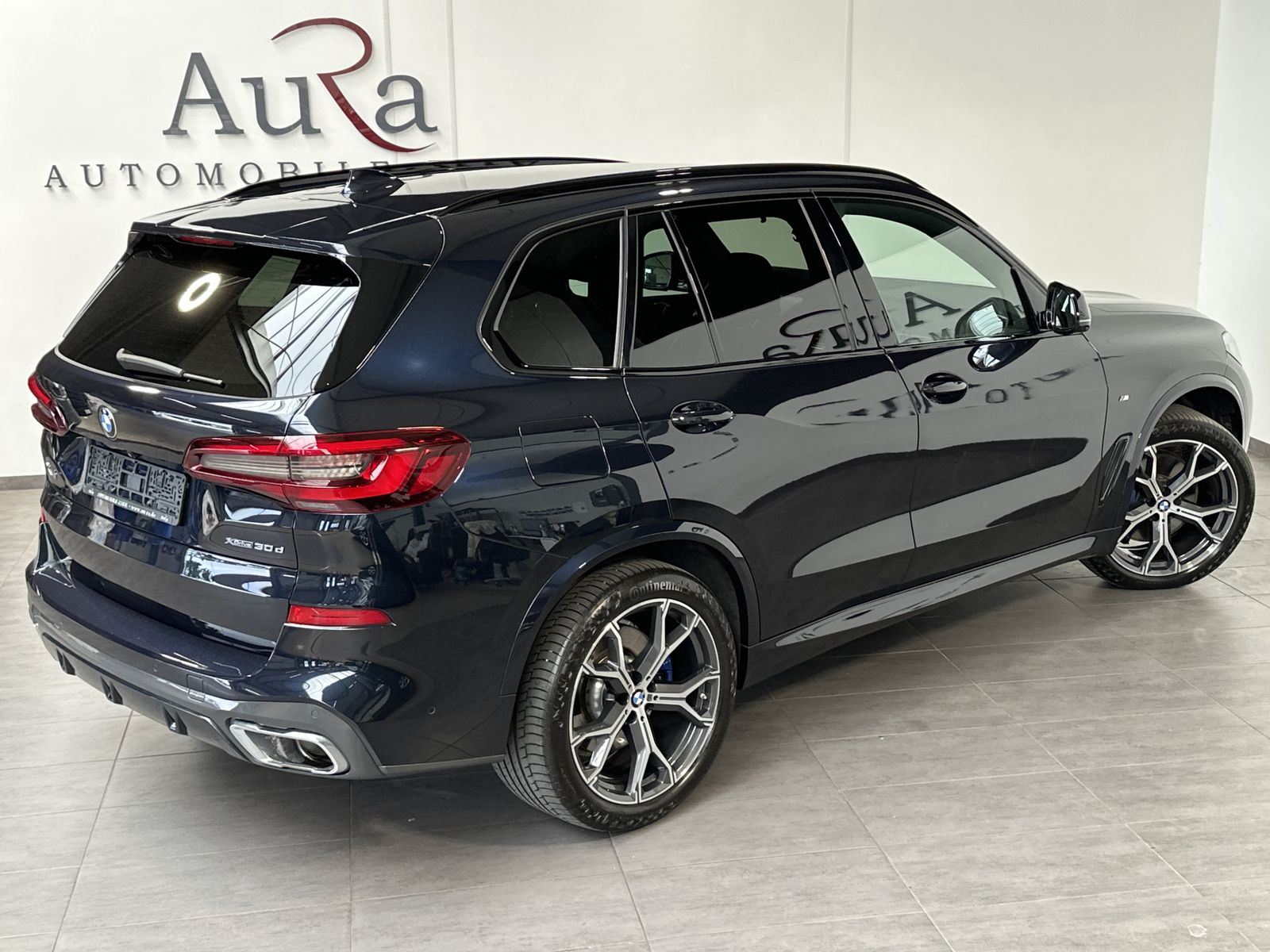 Fahrzeugabbildung BMW X5 xDrive30d M-Sport NAV+LED+AHK+360°+21ZOLL+PP