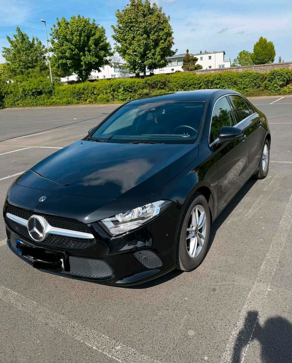 MERCEDES-BENZ Mercedes A180