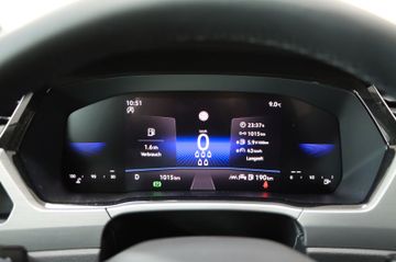 Volkswagen Touran 2.0 DSG R-Line 7-Sitze AHK Kamera