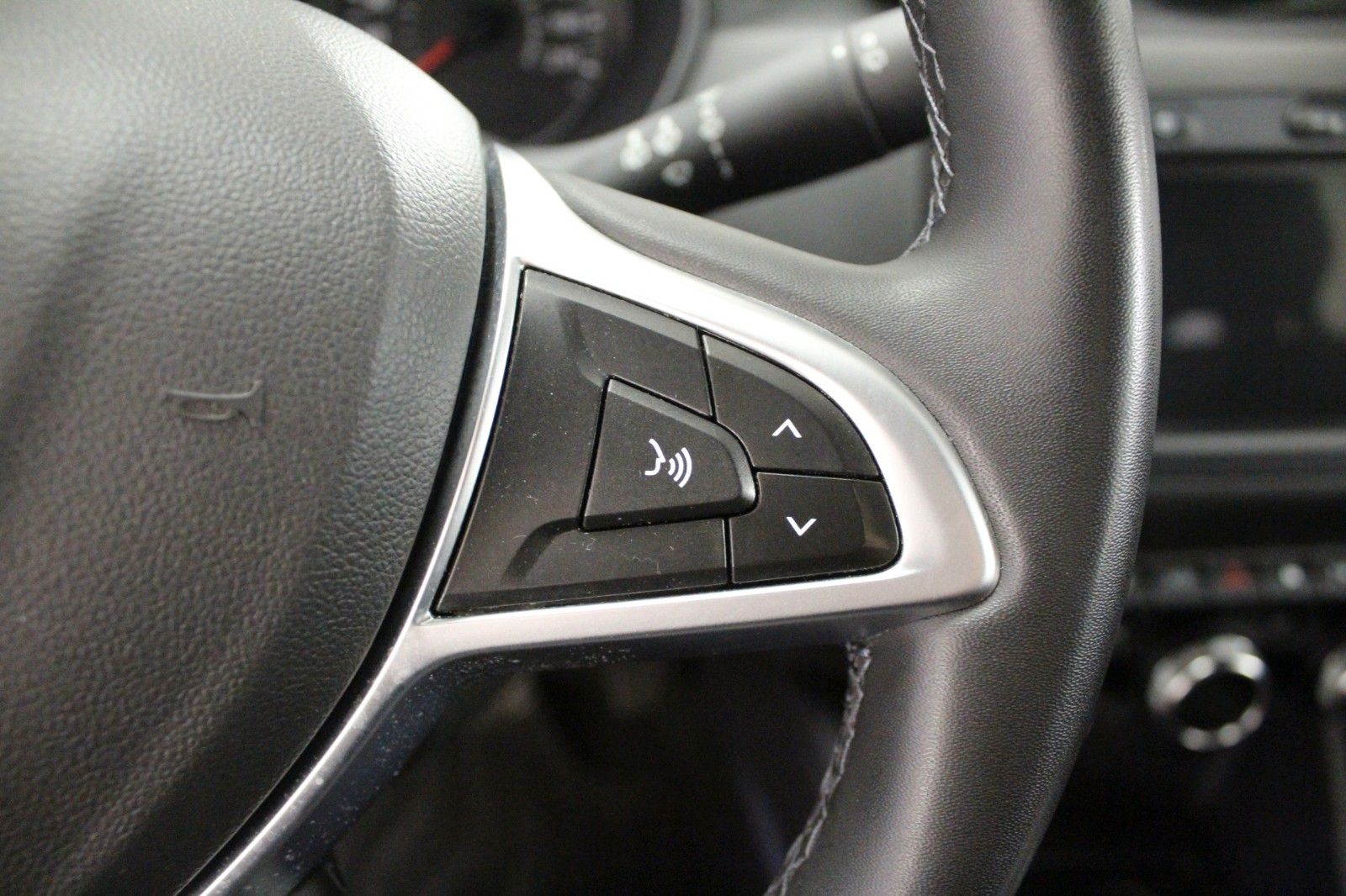 Fahrzeugabbildung Dacia Duster TCe 130 Urban 2WD *Klima*Sitzhzg*