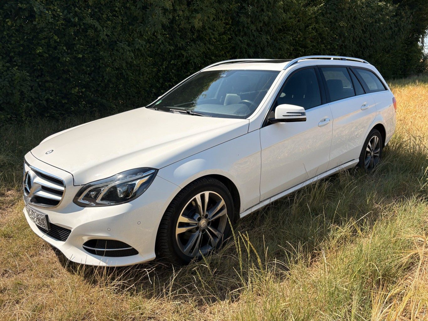 MERCEDES-BENZ E 200 BlueTEC T AVANTGARDE AVANTGARDE - gepflegt