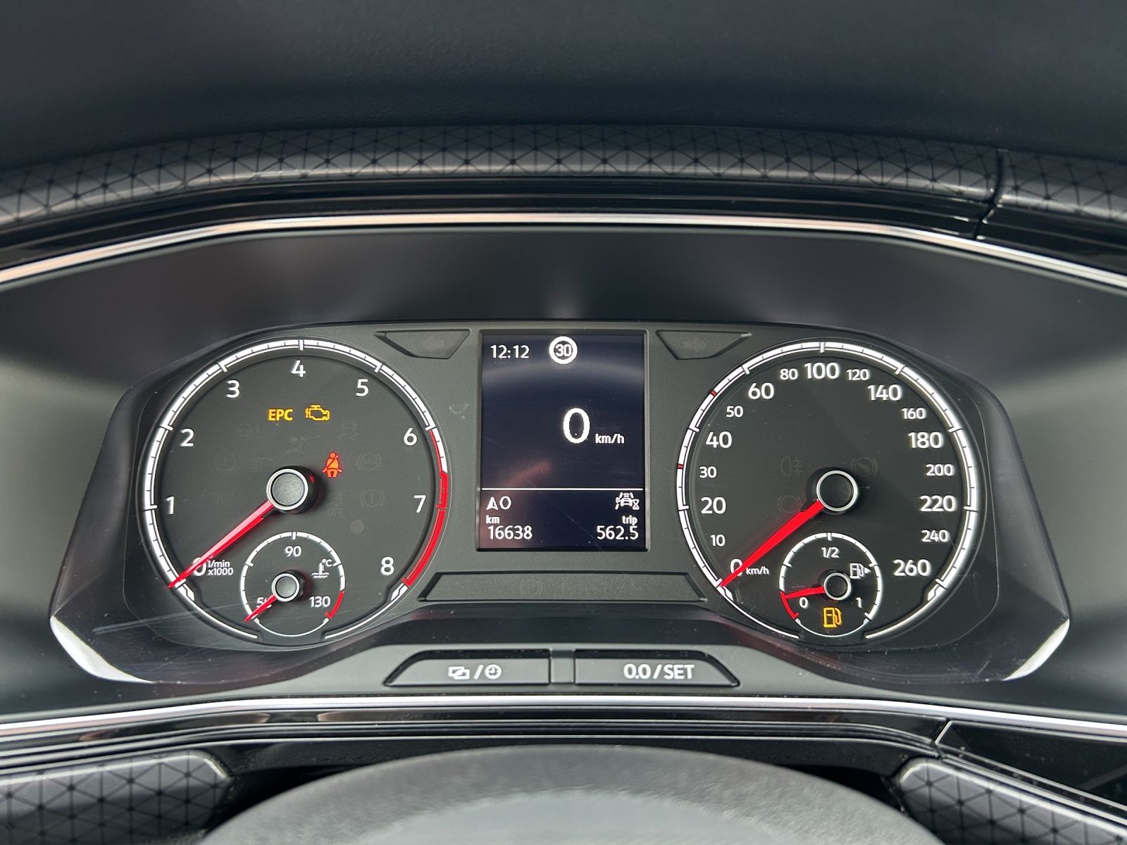 Fahrzeugabbildung Volkswagen T-Cross TSI Style R-Line LED Navi RFK SH 17"