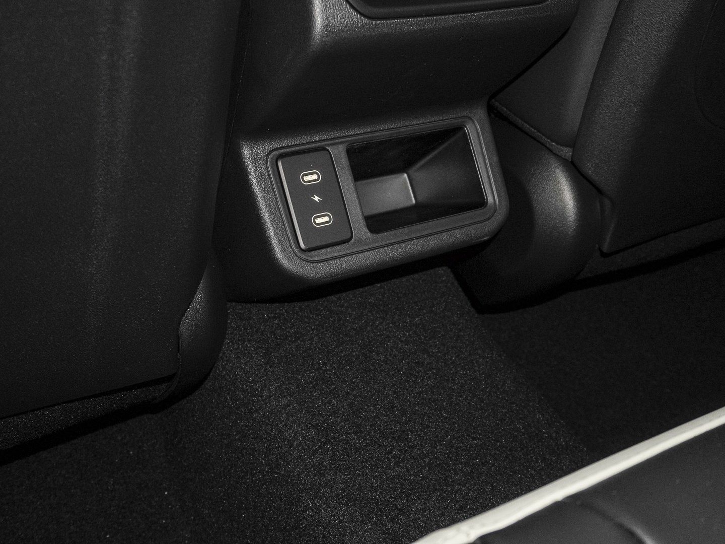 Kia K4 - Bild 18