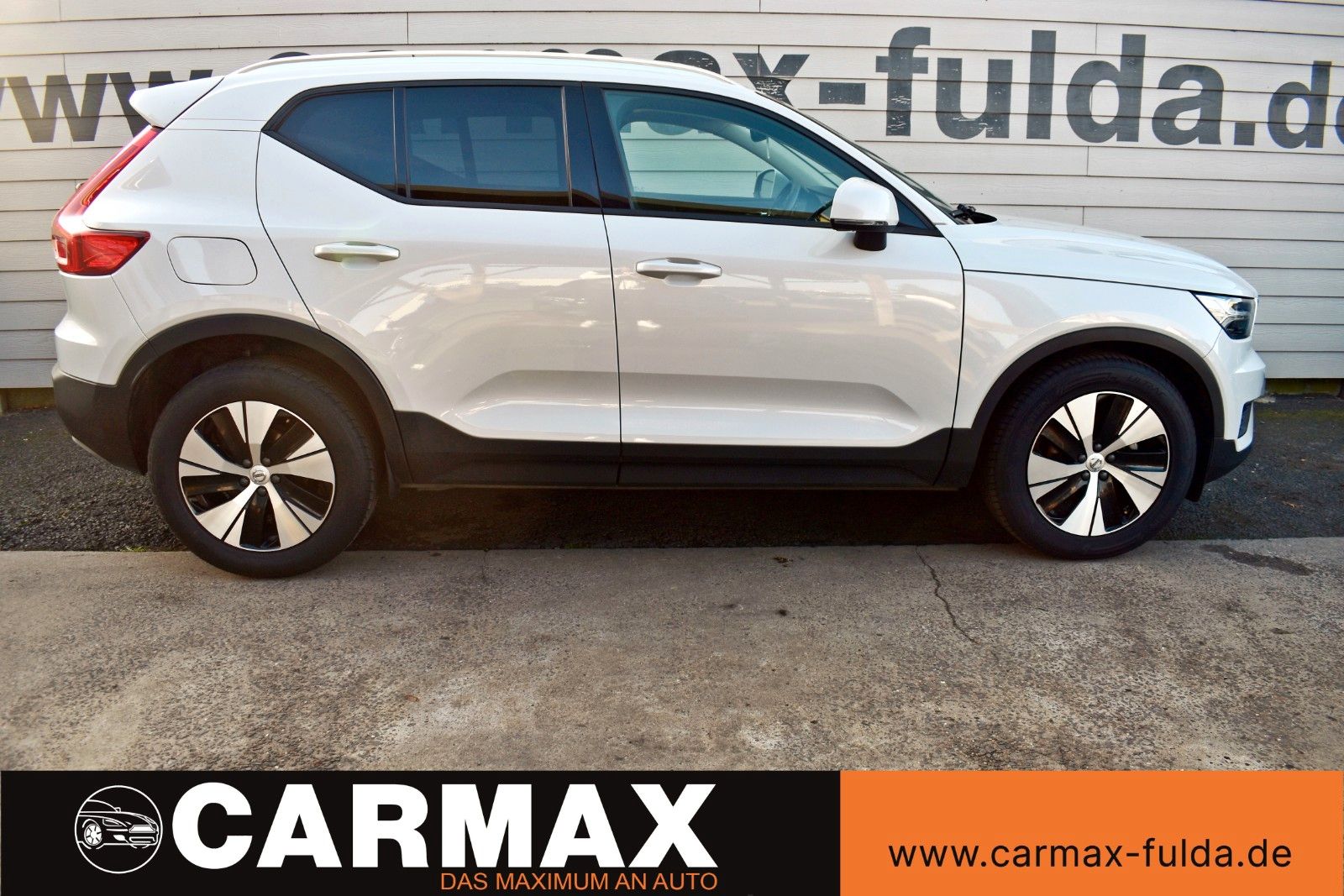 Fahrzeugabbildung Volvo XC40 Momentum Pro T.Leder,Navi,LED,SH,Panorama