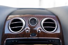 Fahrzeugabbildung Bentley Continental GT V8S *MY2015 / MULLINER / SADDLE*