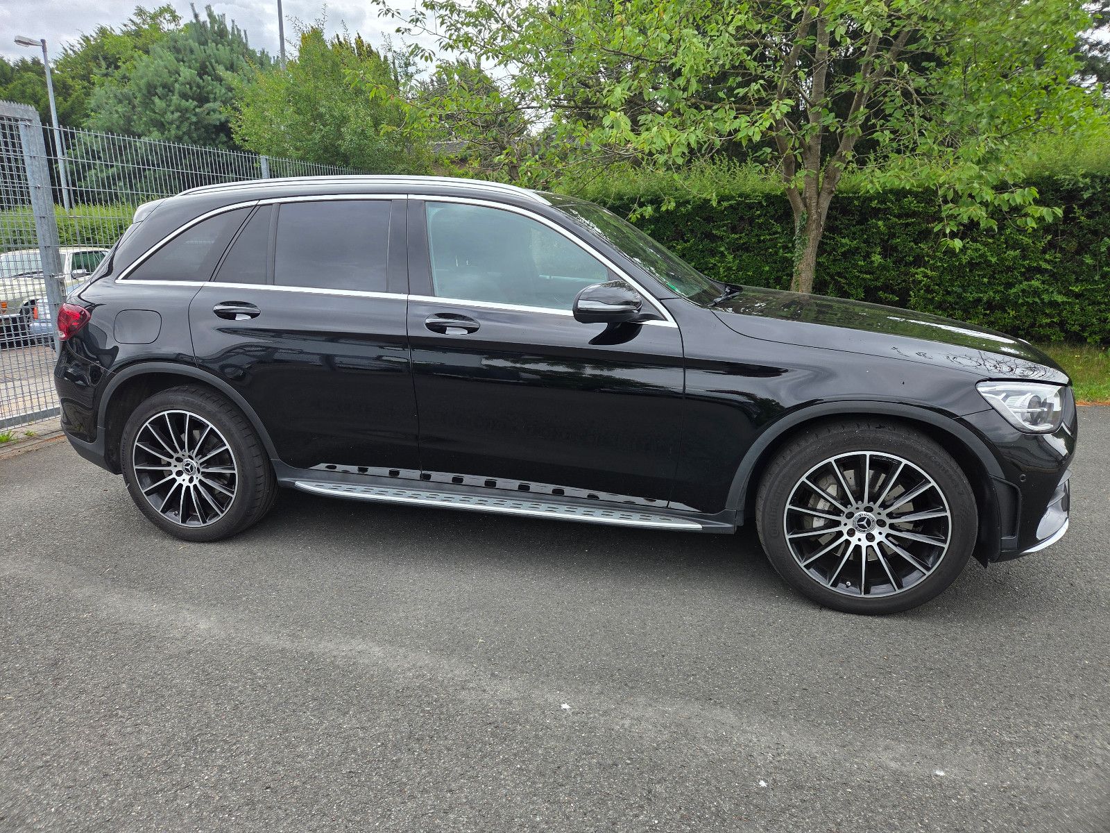 MERCEDES-BENZ GLC 300 d 4MATIC AMG 1. Hd.