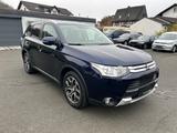 Mitsubishi Outlander 4WD/AHK/SHZG/KAMERA/TEMPO/SCHECKHEFT - gebrauchte Mitsubishi Outlander aus dem Jahr 2015