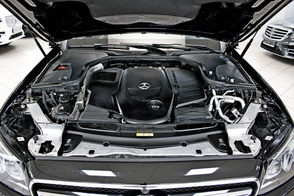 Mercedes-Benz E 400 d T AMG AHK STANDH MEMORY NETTO 28.600