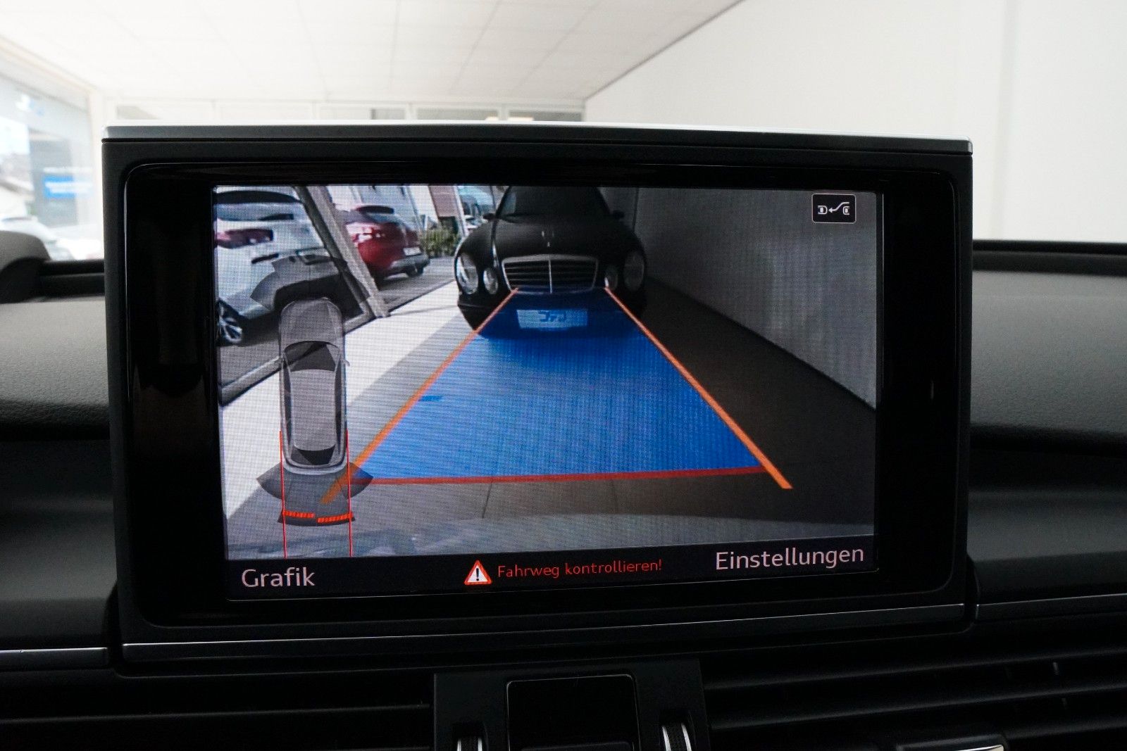 Fahrzeugabbildung Audi A6 Avant 3.0 TDI quattro *Headup*Bose*