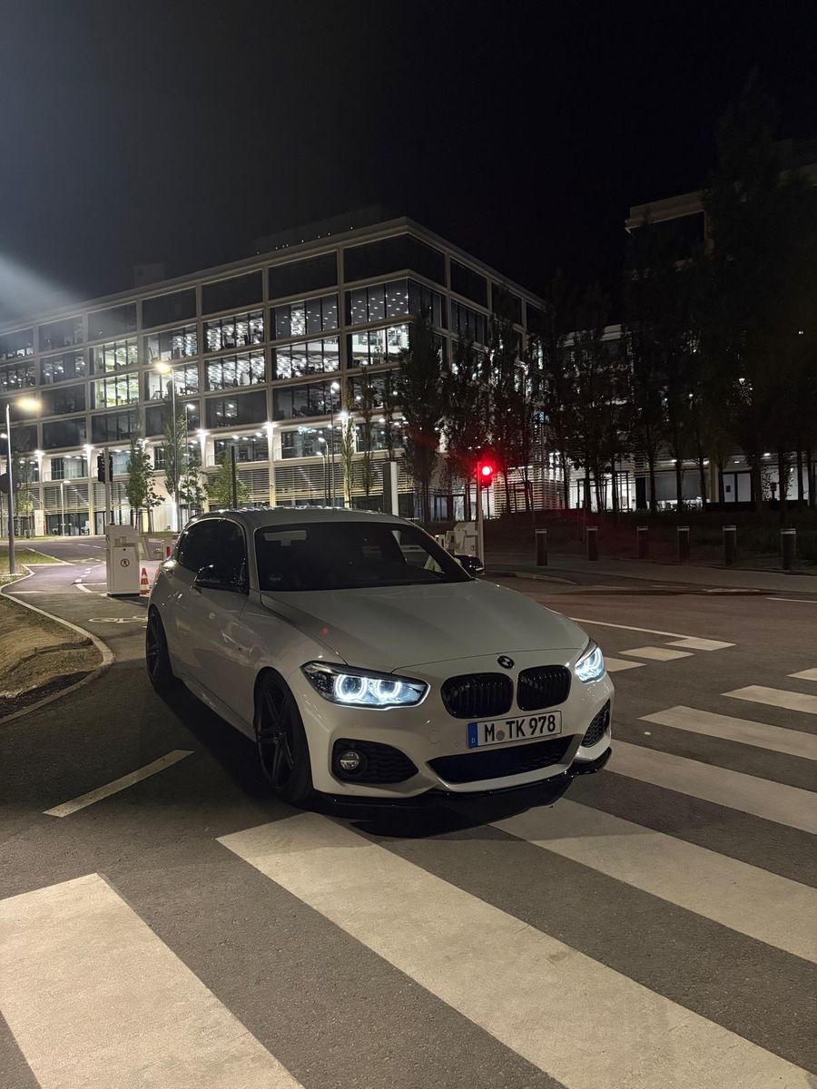 BMW 120i Edition M Sport Shadow A Edition M Spor...