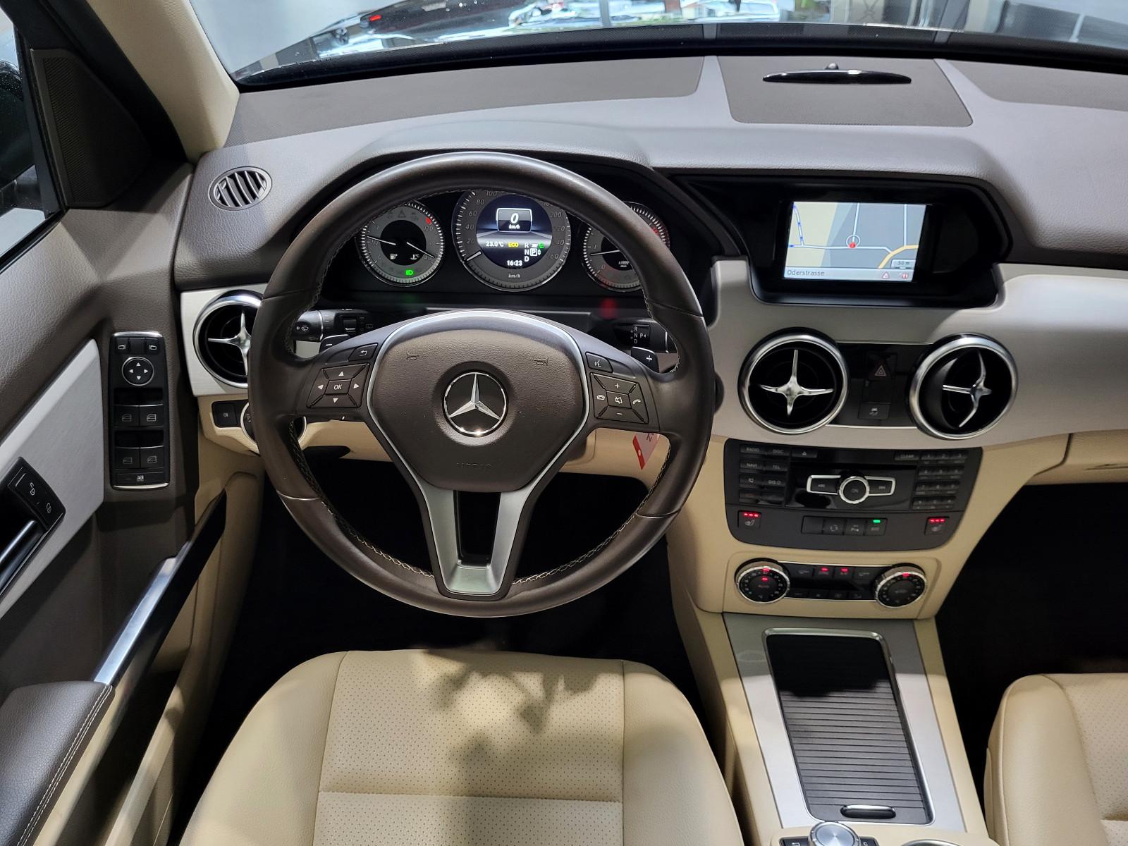 Mercedes-Benz GLK 200 CDI *Navi| Pano| Tempomat| Xenon*