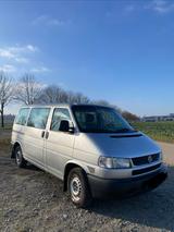 Volkswagen VW T4 Caravelle 2,5-TDI BJ 2001, 8 Sitze - silberne Volkswagen T4 Caravelle