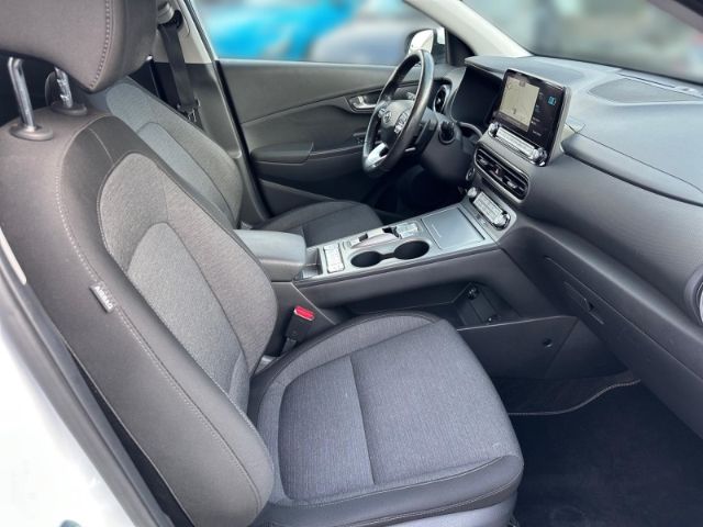 Fahrzeugabbildung Hyundai KONA Trend Elektro 11KW OBC+NAVI+ Soundsystem LE