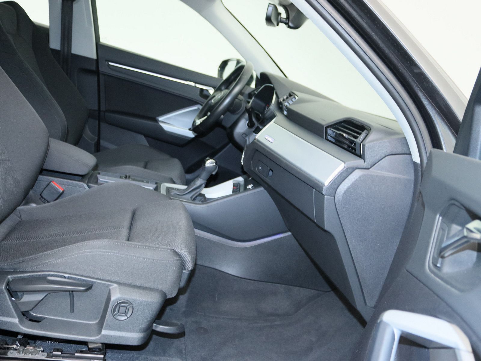 Audi Q3 Sportback 35 TDI quattro S line AHK LED NAVI foto 10