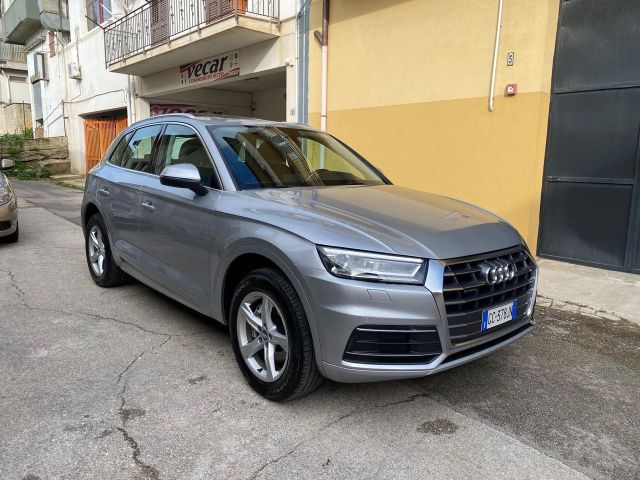 AUDI Audi Q5 40 TDI 204 CV quattro S tronic Business 
