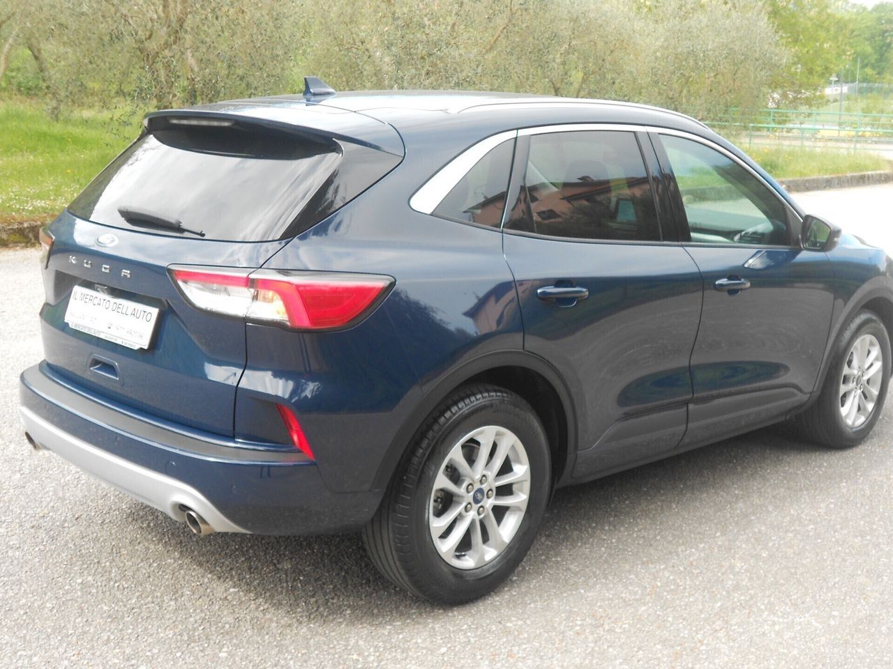 Ford KUGA(my'22)1.5dci(NUOVO:73.000km)STRAFULL,E6D-IS imagem 2