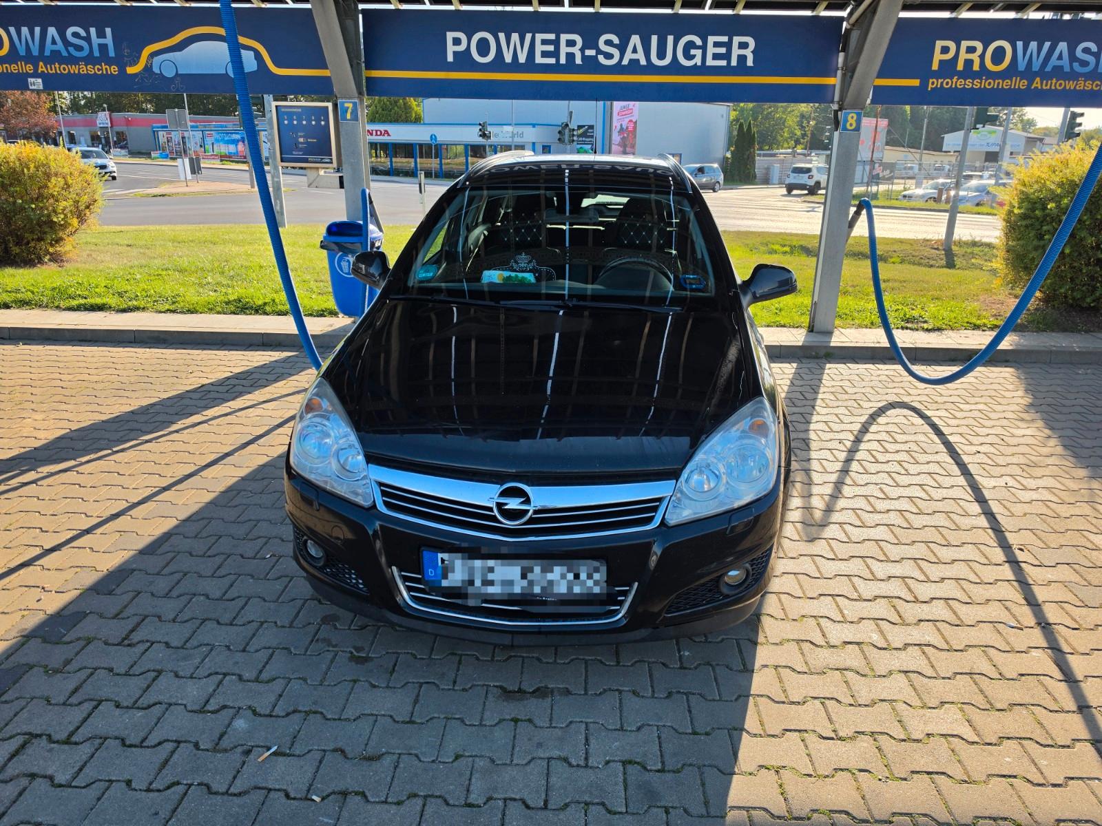 Opel Astra 2009 — photo 6