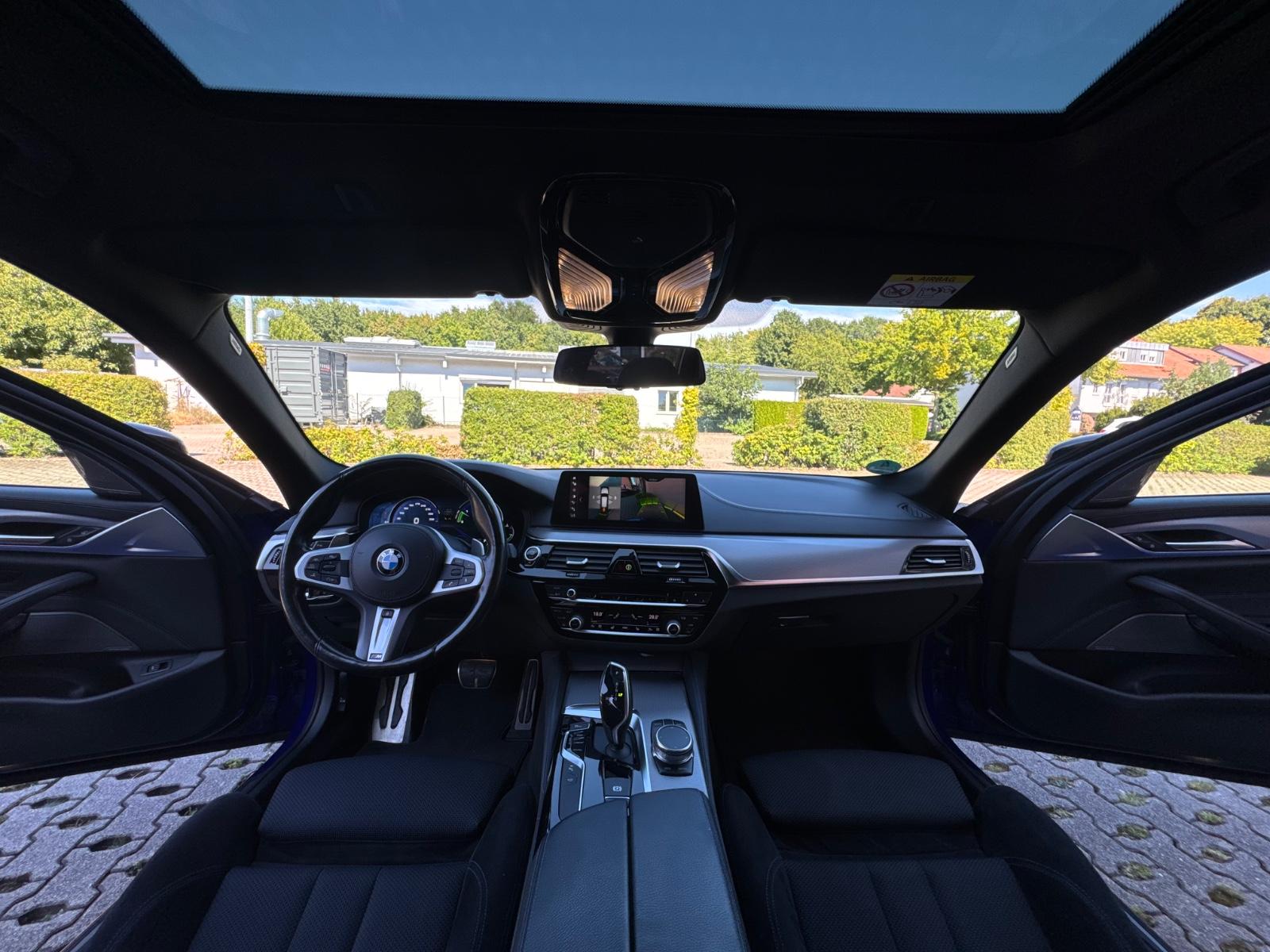 BMW M550D TOURING M550 D XDRIVE PANORAMA 400 ch 4X4 BVA - HAYON ÉLECTRIQUE - PACK SPORT - TOIT OUVRANT