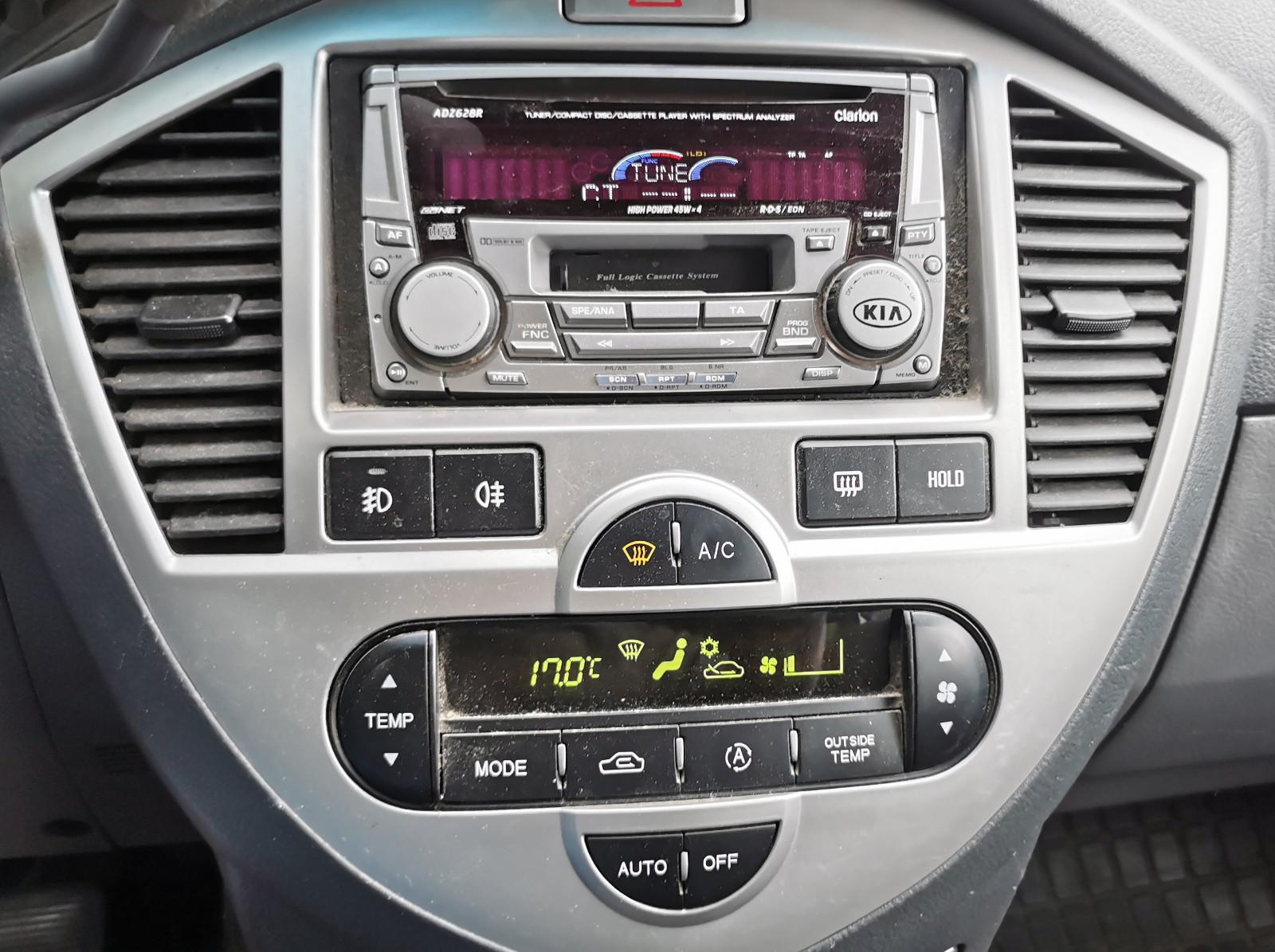 Kia Carens 2006 — photo 16