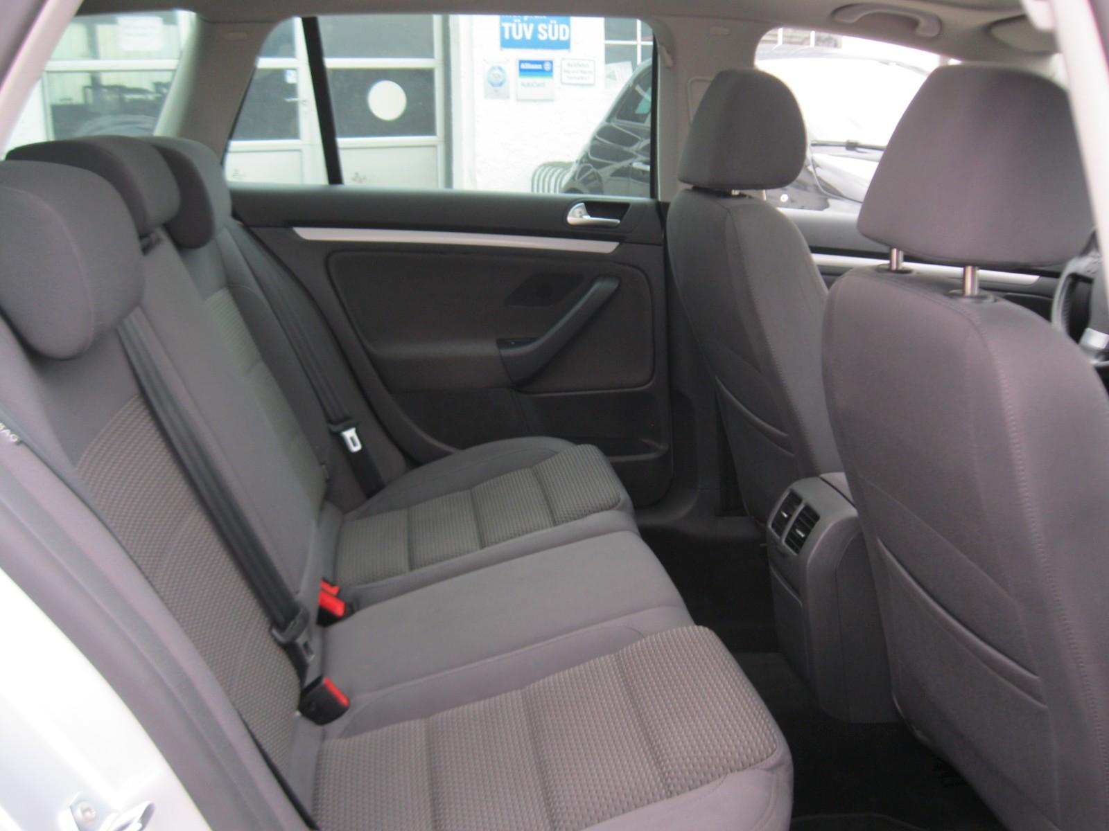 Volkswagen Golf 2009 — photo 16