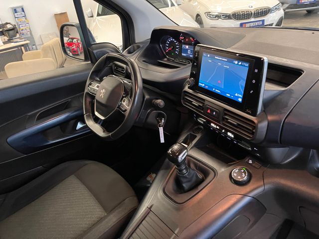 MYAUTOCENTER – Gebraucht- und Jahreswagen mit Werkstattservice in Pfaffenhofen Peugeot Rifter Allure L2*2. Hand*AHK*Klima*Navi*7-Sitzer