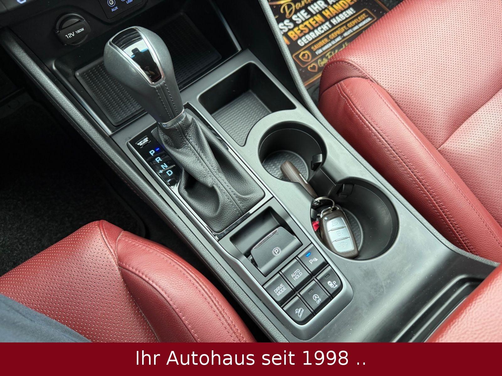 Hyundai Tucson 1.7 CRDi Premium Aut. *LED/AHK/CAM/LEDER*