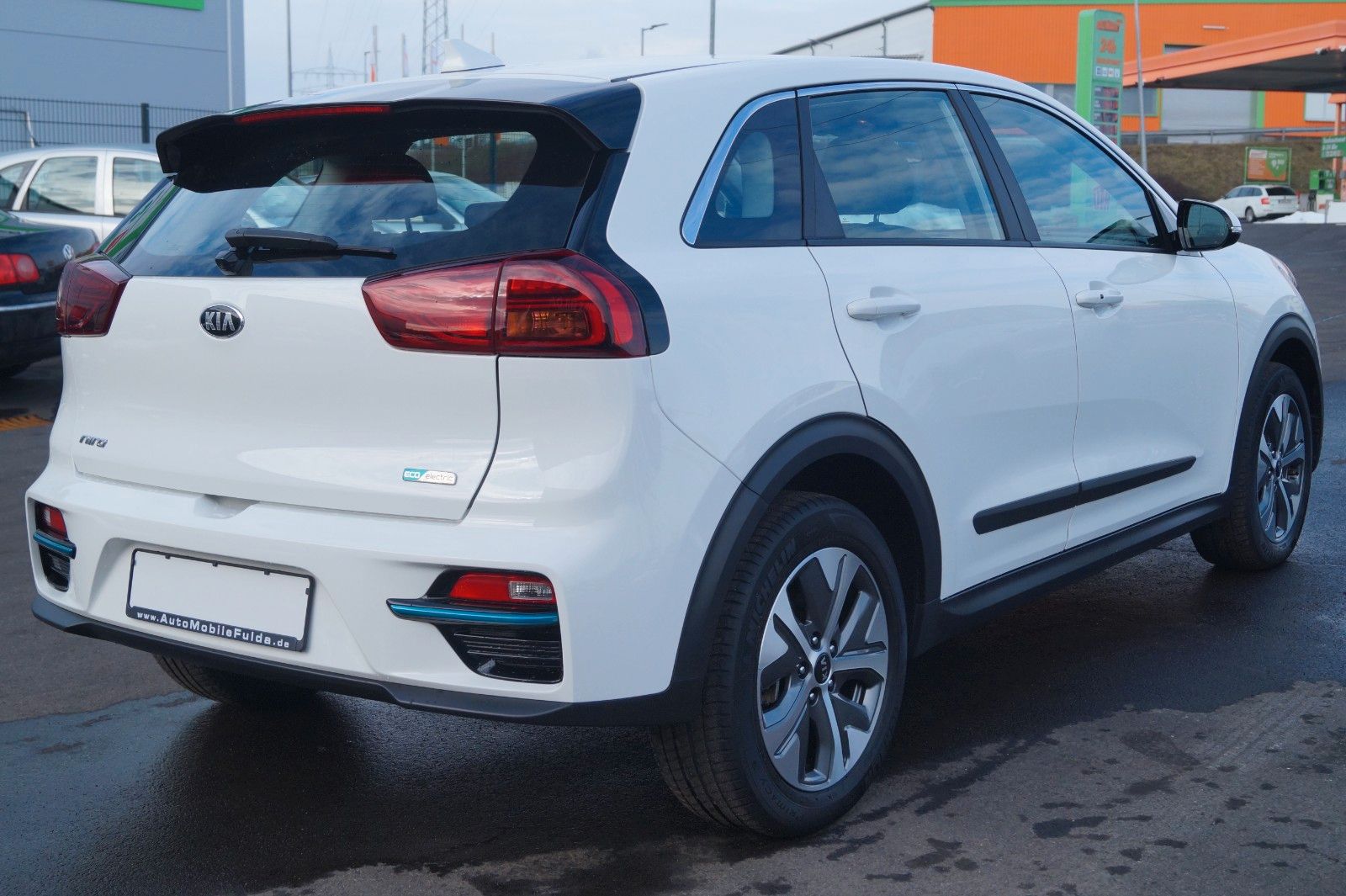 Fahrzeugabbildung Kia Niro 64kwH/150kw/SOH 97%/Wä.Pumpe