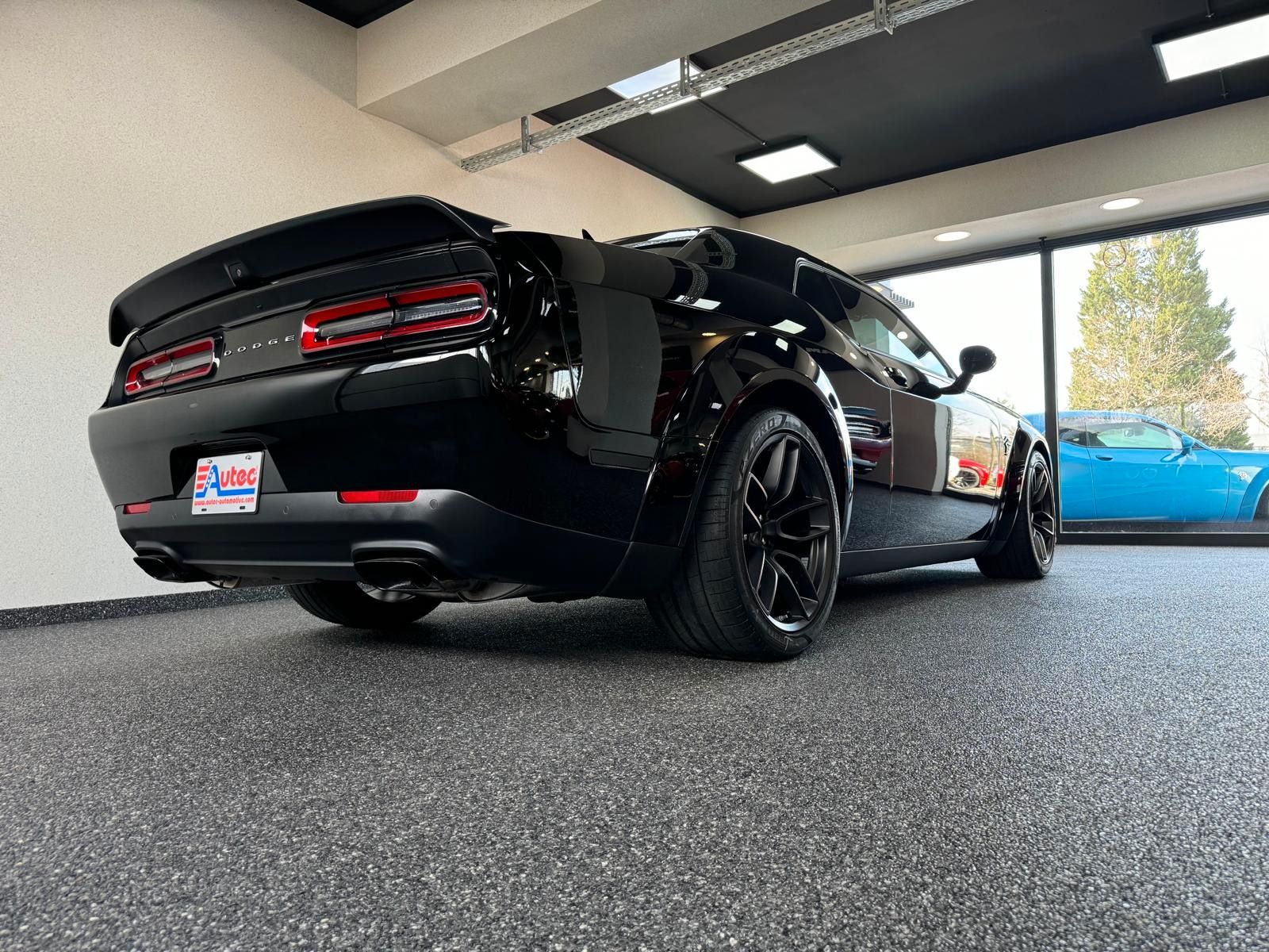 Fahrzeugabbildung Dodge HELLCAT JAILBREAK -LAST CALL-YELLOW CALIPERS