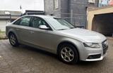 Audi A4 Lim. Attraction 2.0 TDI Kamera Alcantara - Audi A4 aus 2010 mit Diesel-Antrieb: Limousine