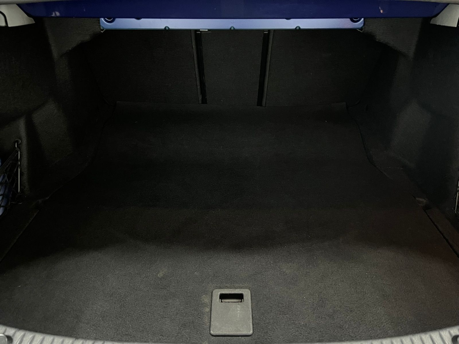 Fahrzeugabbildung Mercedes-Benz C 300 Lim. AMG-LINE/STHZ/LED/KAMERA/AMBIENTE+