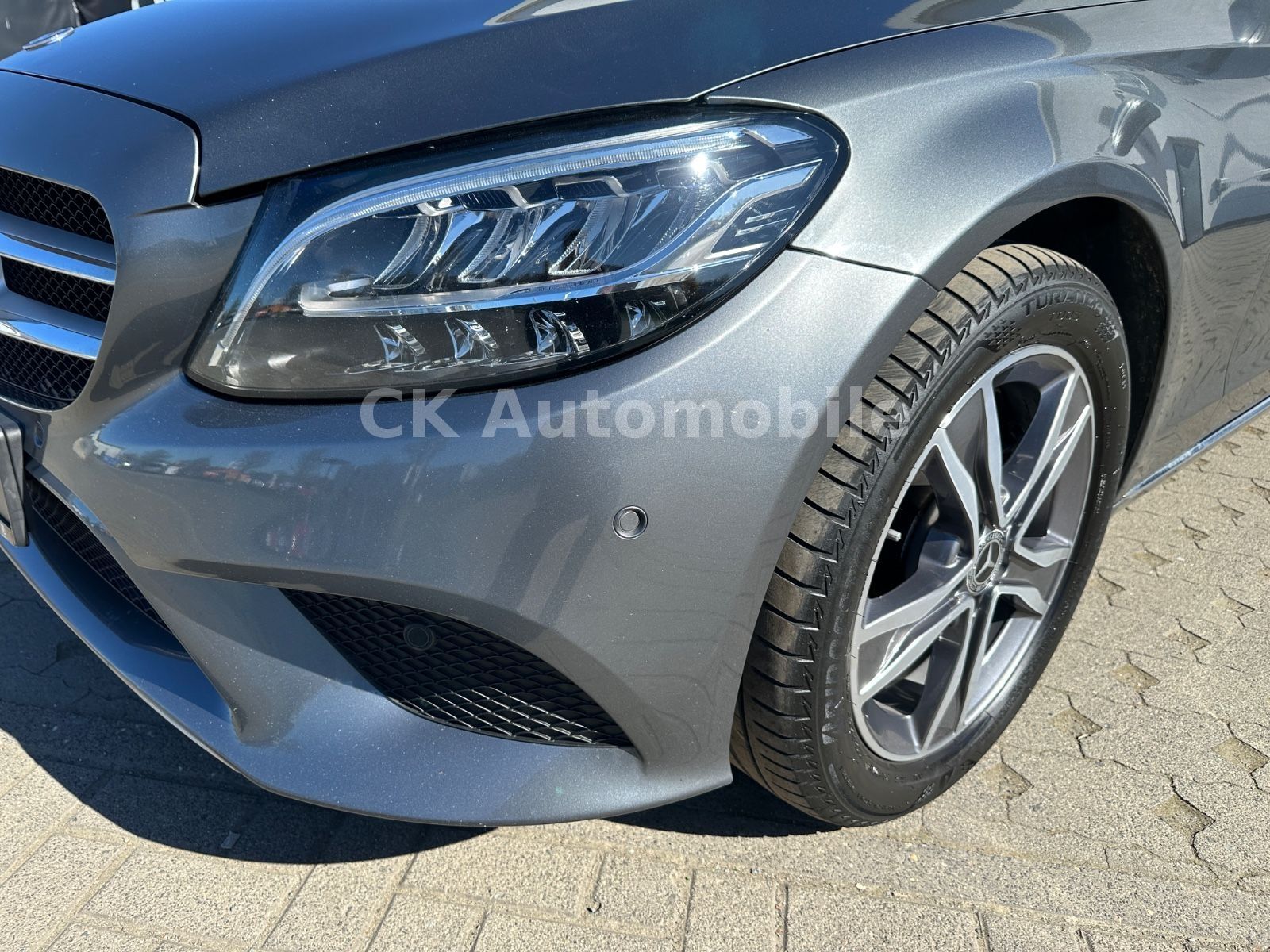 Fahrzeugabbildung Mercedes-Benz C200d T Avantgarde/Navi/LED/Kamera/AHK
