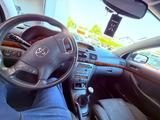 Toyota Avensis Combi  2,2d * TÜV 02-2027* - Toyota Avensis aus 2005: Kombi