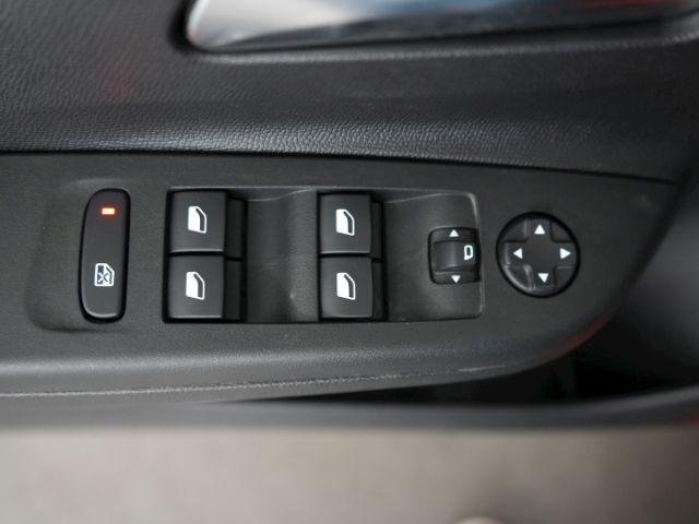 Corsa-e F EDITION 50kWH AT+LED LICHT+RÜCKFAHRKAM